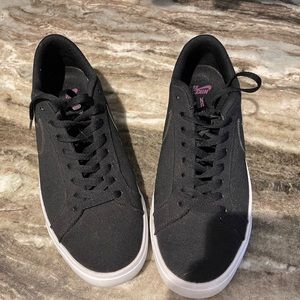 Nike Zoom Blazer Vapor Skate Sneaker (Men’s)